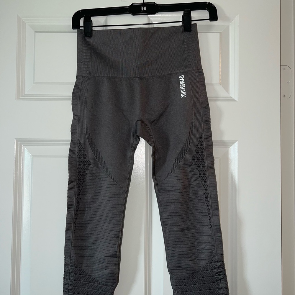 Gymshark Cropped Gray Leggings